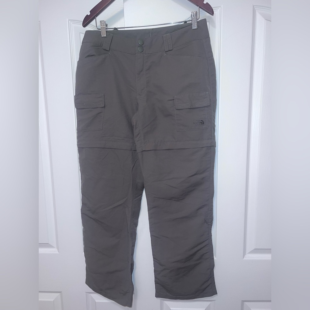 The North Face women’s olive cargo pants.. -Size 12